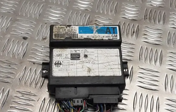 Opel Frontera B Comfort/convenience module 8971863990
