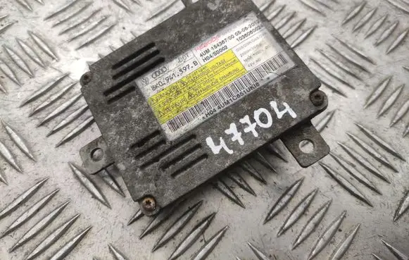 Volkswagen PASSAT B7 Headlight ballast module Xenon 8K0941597B