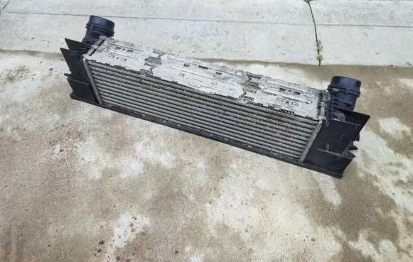 BMW X3 F25 Intercooler radiator 17517823570