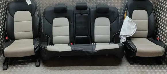 KIA Sportage Seat set 88200F1571F1D 89400F1632F1D