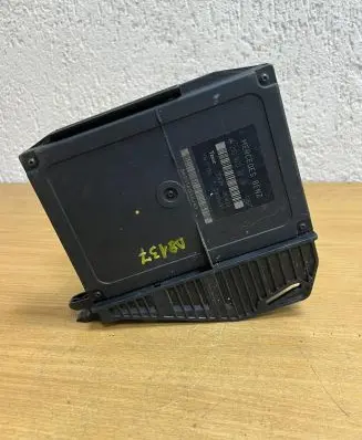 Mercedes-Benz E W210 Other devices 2108203826 D8137