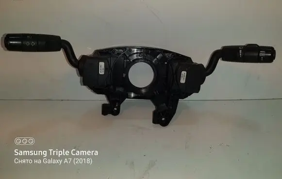Land Rover Range Rover Sport L320 Steering wheel buttons/switches YRC500070 XPE500070PVJ XPC500120PVJ