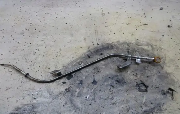 Suzuki Vitara (LY) Oil level dip stick KRIS235789