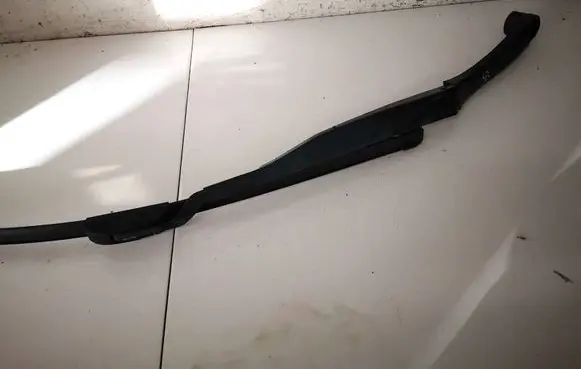 KIA Optima Front wiper blade arm 