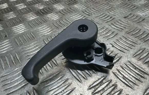 KIA Sorento Engine bonnet (hood) release handle 811812B000