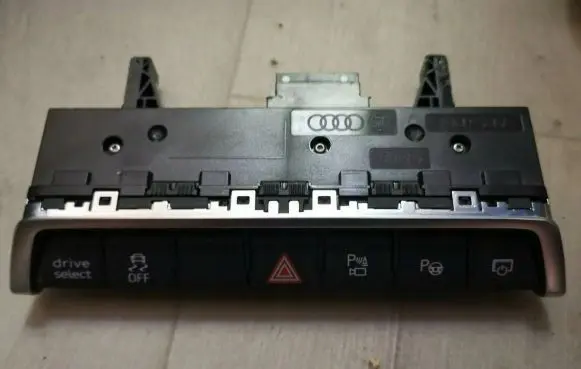 Audi E-tron GT Other switches/knobs/shifts 4J3925301B