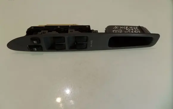 Toyota Avensis Verso Electric window control switch 7423244130