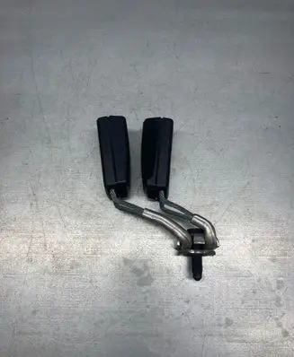 Volkswagen PASSAT B7 Middle seatbelt buckle (rear) 3AA857739B 34127969