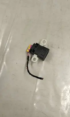 Audi A6 S6 C7 4G Battery relay fuse 4F0915519