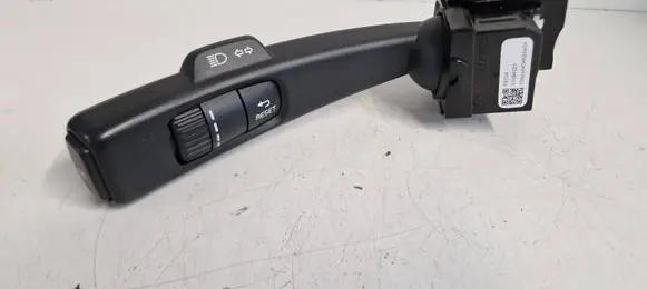 Volvo V60 Indicator stalk 31394001