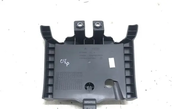 Other center console (tunnel) element