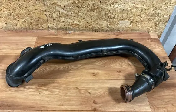 Ford C-MAX II Intercooler hose/pipe AV619C623B