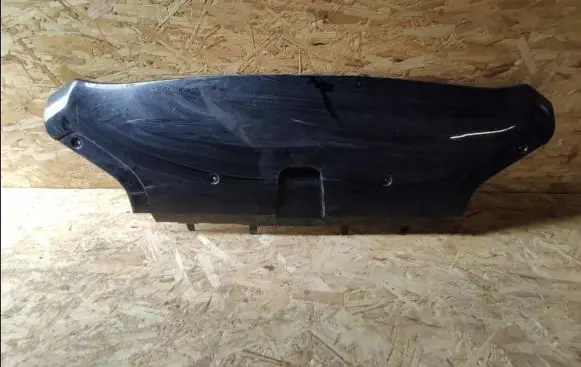 Front bumper splitter molding