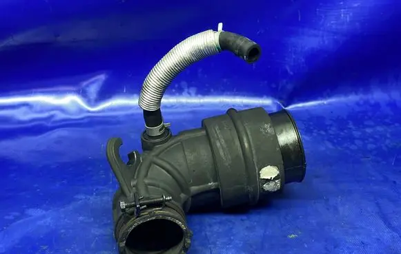 Hyundai i30 Air intake hose/pipe 28138A2000