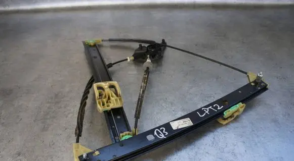 Audi Q3 8U Front window lifting mechanism without motor 8U0837461
