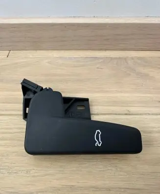 Volkswagen T-Roc Engine bonnet (hood) release handle 3G0823533