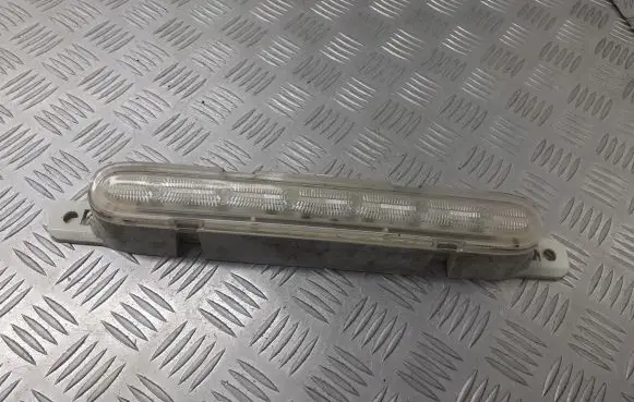 Ford Focus Third/center stoplight