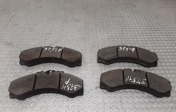 Mercedes-Benz Sprinter W901 W902 W903 W904 Brake pads (front) 