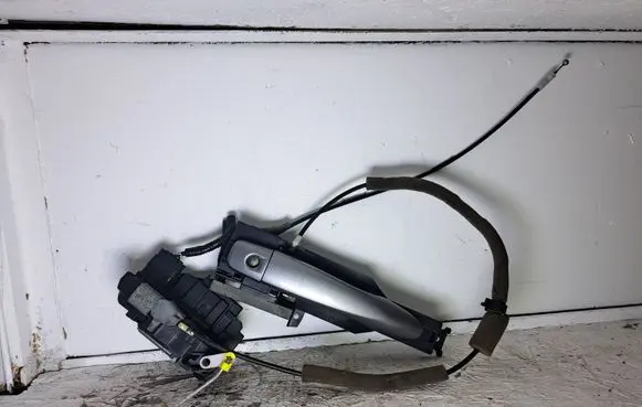 Nissan Pulsar Front door exterior handle 80611 21133 8061121133