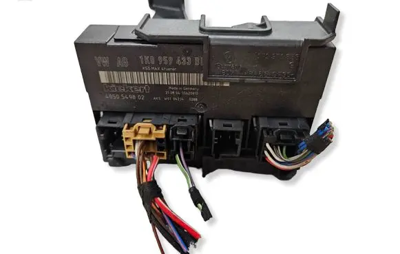 Volkswagen Touran I Comfort/convenience module 1K0959433BL 50549802 05620810