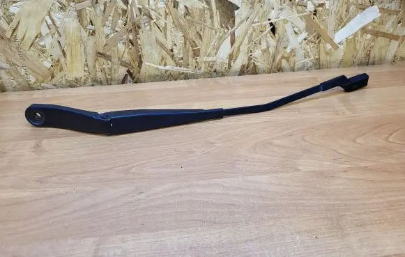 Volvo V70 Windshield/front glass wiper blade 30796035