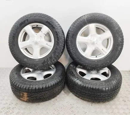 Isuzu D-Max R17 alloy rim 8982599950