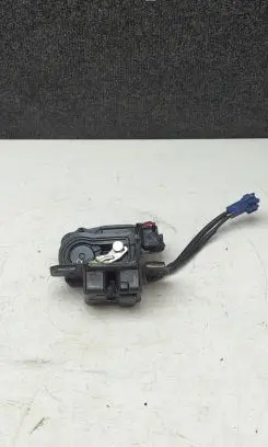Loading door lock