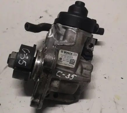 Volkswagen Golf VI Fuel injection high pressure pump 03L130755D 0445010514
