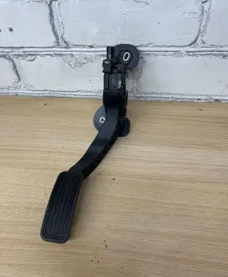 Mazda 6 Accelerator throttle pedal 6PV93337000