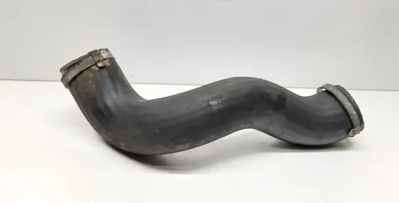 Volvo XC90 Intercooler hose/pipe 31261367