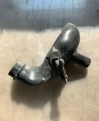 Honda CR-V Air intake duct part ATP151