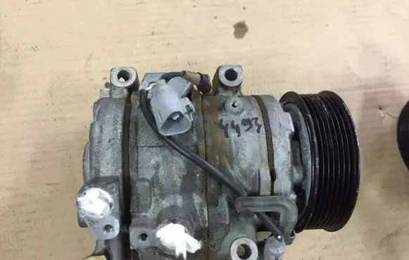 Toyota Land Cruiser (J150) Air conditioning (A/C) compressor (pump) 447260-9800