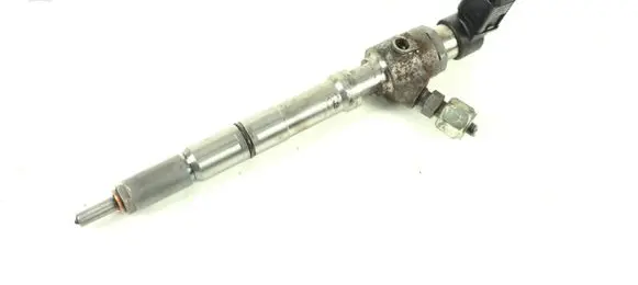 Volkswagen PASSAT B7 Fuel injector 03L130277B