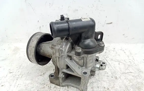 Mazda 3 III Water pump 