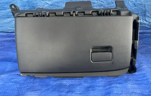 Toyota Yaris XP210 Glove box 55433K0030
