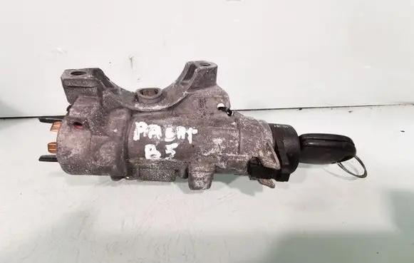 Volkswagen PASSAT B5 Ignition lock 4B0905851