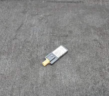 Audi Q8 Aerial antenna amplifier 4N0035500