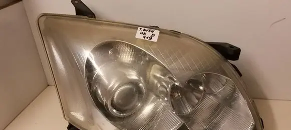 Toyota Avensis T250 Headlight/headlamp