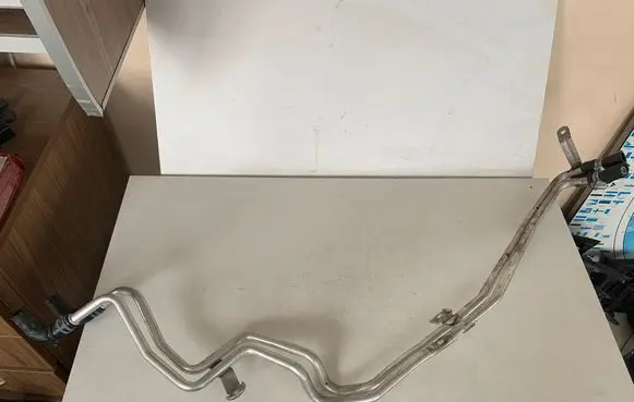Audi A8 S8 D4 4H Engine coolant pipe/hose 4H0121050C