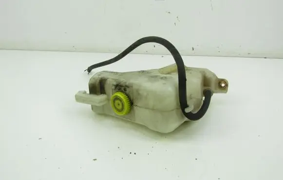 Nissan Almera Tino Coolant expansion tank/reservoir 