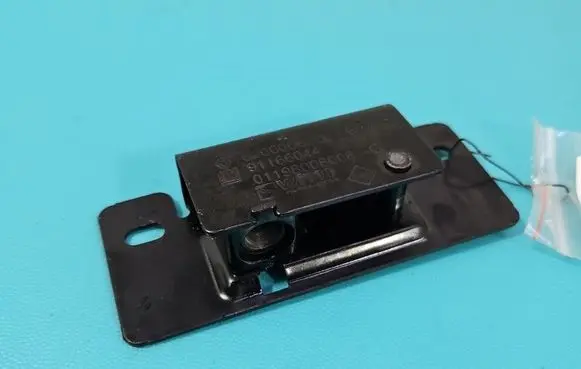 Renault Trafic III (X82) Rear door lock 8200006253G IMPRK1551648