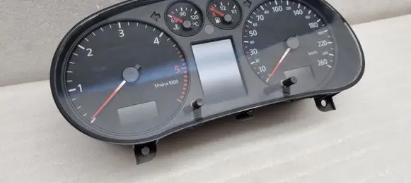 Audi A3 S3 8L Speedometer (instrument cluster) 8L0920931J