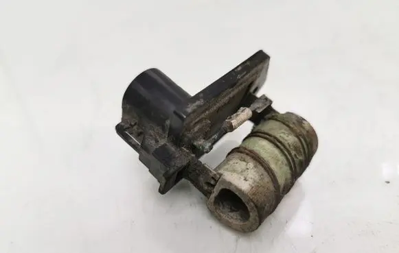 Opel Combo D Coolant fan relay 