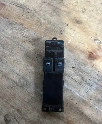Volkswagen PASSAT B5.5 Electric window control switch 1J3959857B