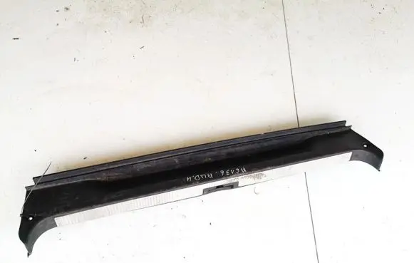 Other trunk/boot trim element