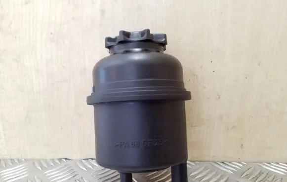 Opel Frontera A Power steering fluid tank/reservoir