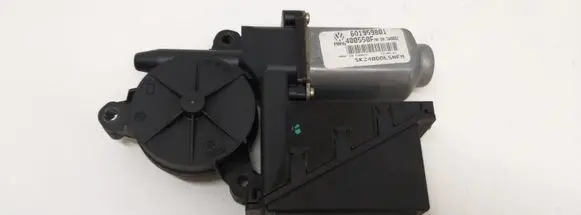 Skoda Fabia Mk1 (6Y) Front door window regulator motor 6Q1959801 MR6400550F