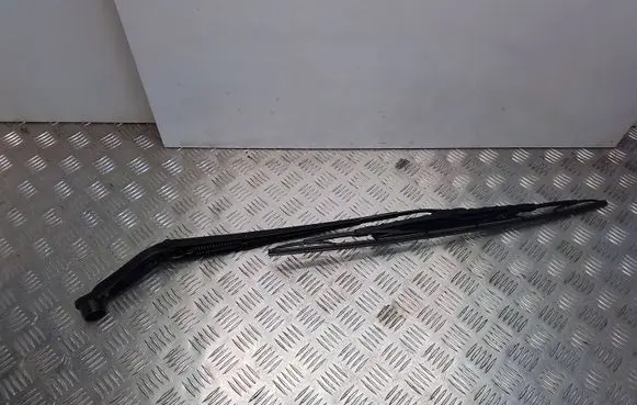 Mazda 6 Windshield/front glass wiper blade 