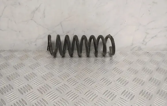 Mercedes-Benz C W204 Rear coil spring