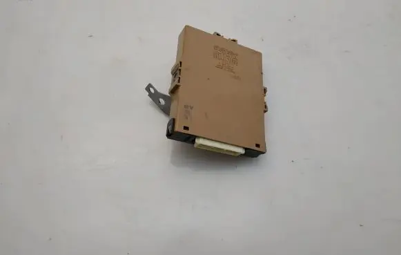 Toyota Prius (XW20) Gateway control module 8911147050